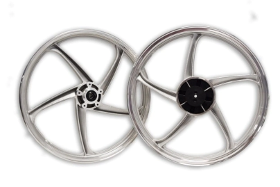 JUEGO DE LLANTAS DE ALEACION DELANTERA 1.40 X 17 FRENO A DISCO / TRASERA 1.60 X 17 FRENO A TAMBOR